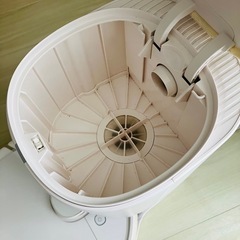 【決定済み】DEEBOT ロボット掃除機 ゴミ収集スタンド　通電確認済みの画像