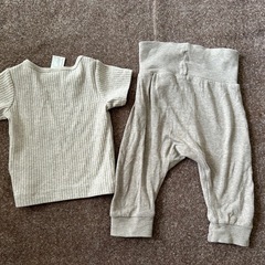 H&M 62cm ベビー服の画像