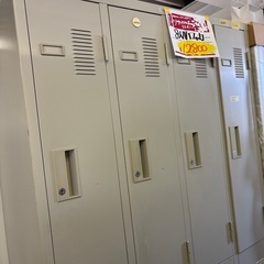 B-031 NAIKI8人用ロッカー❗️1箇所バネなしなので特価❗️の画像