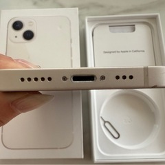 【美品】Iphone 13 256GB 海外Appleストア購入 シャッター音なし　バッテリー84%の画像