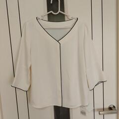 【お取引中】新品　NOBLEバイカラーメローステッチ七分袖ブラウス