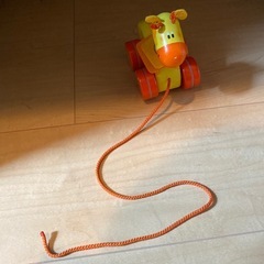 木のおもちゃ　プルトイ　赤ちゃんの画像