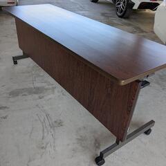 無料 折り畳み式会議テーブル 沢山ありますの画像