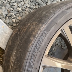 タイヤ　ホイール付き　4本セット　18インチの画像