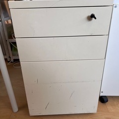 デスクワゴン