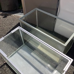 水槽 2個セットの画像