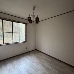 🔴初期費用0円  即入居可  大きな1軒家 横浜市港南区戸建４LDK！　駐車可、事務所可、ペット複数可、シェアハウス可、民泊OK、DIYOK、生活保護可、外国人OK　　　　　　　　　　　 - 賃貸（マンション/一戸建て）