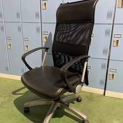 オフィスチェア　メッシュバックチェア