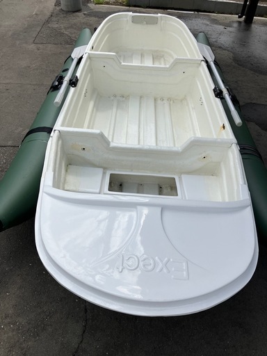 3分割FRPボート！2馬力エンジン対応