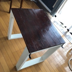 机　テーブル