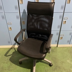 オフィスチェア　メッシュバックチェア②