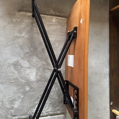 ニトリ 天然木突板仕様の昇降テーブルの画像