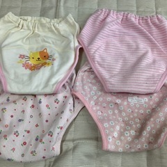 ベビー　トイトレパンツ4点セット サイズ90の画像