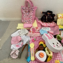 ミキハウスのポシェットのおまけ付き！メルちゃん　お弁当　洋服　おしゃれ　の画像