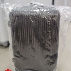 未使用品 HUNDRED キャリーケース 63L 中型 ブラック...