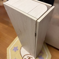 トイレ収納（ニトリ、トゥール ホワイトウォッシュ）の画像