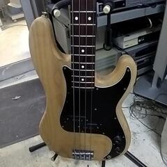 フェンディPRECISION BASS日本製エレキベース