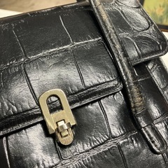 ☆値下げ☆W2505-246 レザーハンドバッグ ブラック レディース 中古の画像
