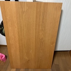 伸縮式テーブル