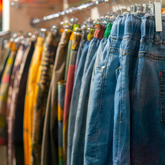 【古着卸】　レディース服のまとめ売り　せどり　仕入れ　１着100～