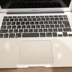 MacBook Air 13"　2015　i5　8GB　251GBの画像