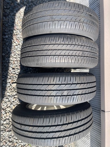 商談中です！
ナノエナジー185/65/15  ホイールセット