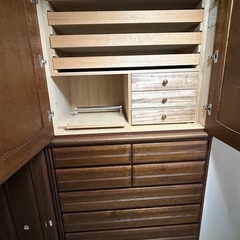 桐箪笥 タンス ヴィンテージ アンティーク 家具 収納 嫁入り道具 職人の画像