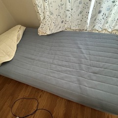 ベッド
