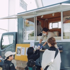 アトラストラックキッチンカーの画像
