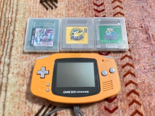 ゲームボーイアドバイス本体（オレンジ）ポケモンソフト3本セット！