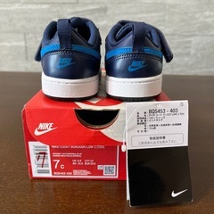 【新品未使用】NIKE スニーカー 13cm キッズ　箱ありの画像