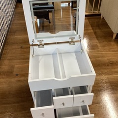 ライト付きドレッサー【町田市再生家具】250388の画像