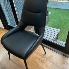 ダイニングチェアの画像