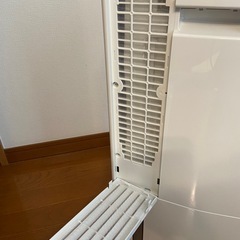 Panasonic f-yhrx200 衣類乾燥除湿機　ハイブリッド方式の画像