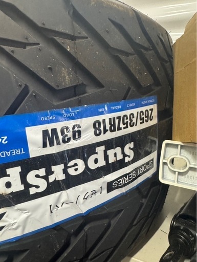 タイヤ 新品4本セット