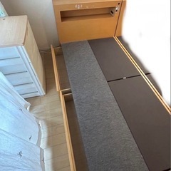 シモンズ　ライト　収納付きシングルベッドフレーム　傷あり　シングルベッドの画像