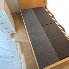 シモンズ　ライト　収納付きシングルベッドフレーム　傷あり　シングルベッドの画像