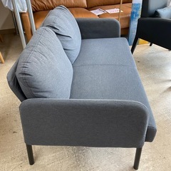 9874 IKEA イケア 2Pソファ ソファ ブルー 青 ミディアムブルー グロスタード 幅1210mm × 奥行780mm × 高さ680mm 座面高さ410mmの画像