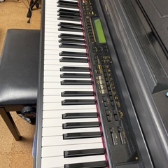 電子ピアノ　KORGの画像
