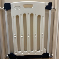 【新品未開梱】JTCオートバックベビーゲートIIの画像