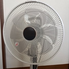 【無料】HITACHI扇風機　コード一部故障の画像
