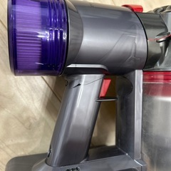 ダイソン　V8  スリム　スタンド付　の画像