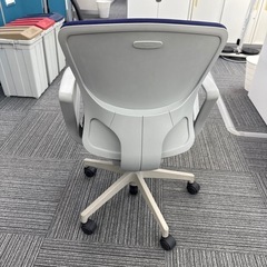 オフィス用イスの画像