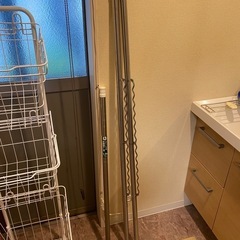 ステンレス巻き伸縮物干し竿　