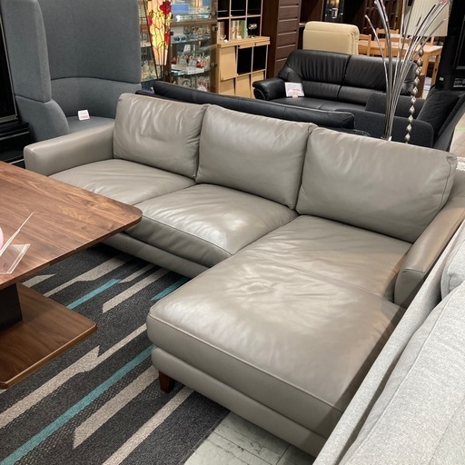 本革製カウチソファー　※キズ・シミあり