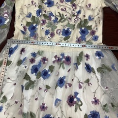 (218)花柄ワンピースの画像