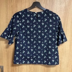 (219)KIDS  150cm UNIQLOブラウスの画像