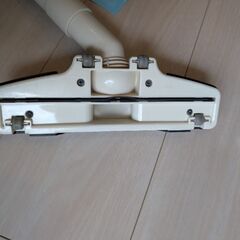 マキタ コードレス掃除機 CL102Dの画像