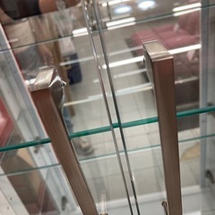 ガラスショーケースの画像