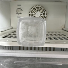 冷凍庫　2011年製品
の画像